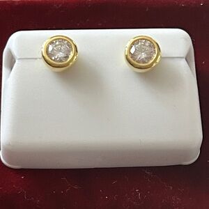 Luxury Moissanite Diamond Gold bezel set Stud screwback Earrings